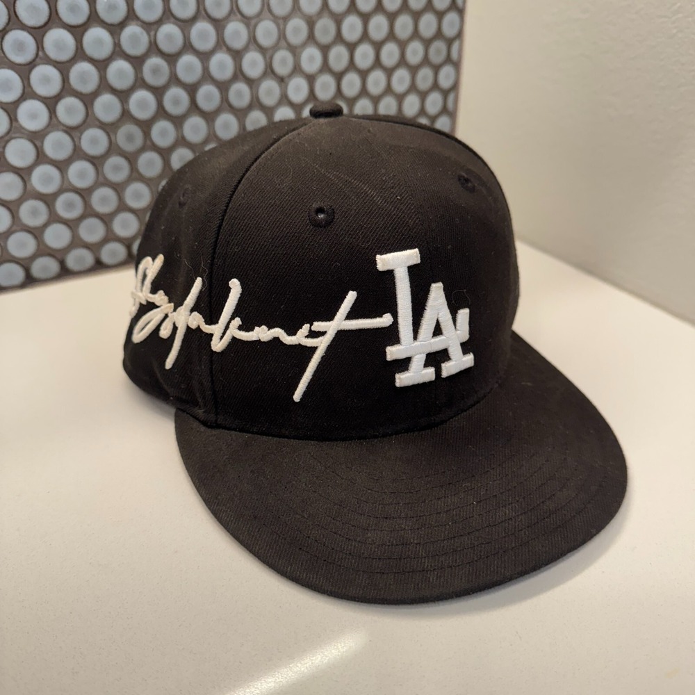 Los‎ Angeles Dodgers Hat Cap Black Menss 59FIFTY Fitted 55.8 CM Signature
